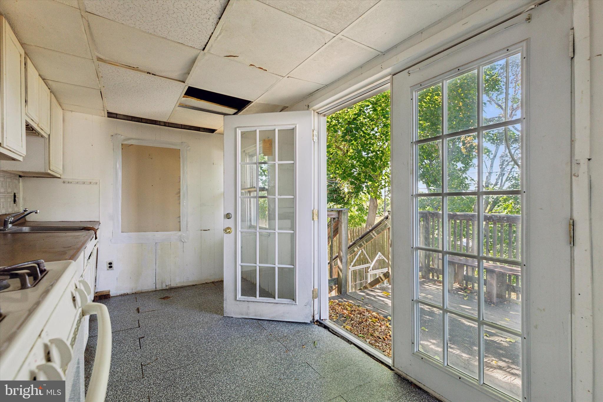 32 Darby Rd