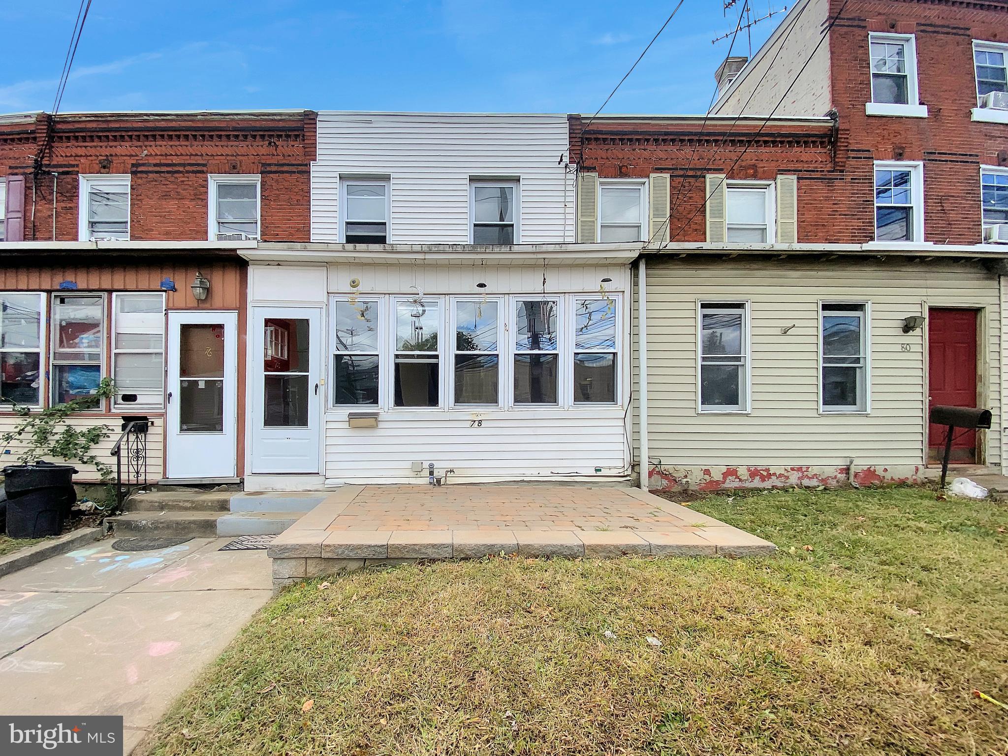 78 N Sycamore Ave