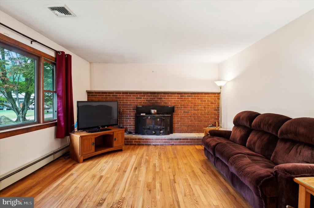 1 Summit Ave