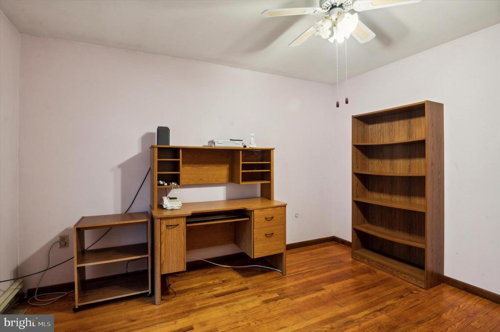 1 Summit Ave