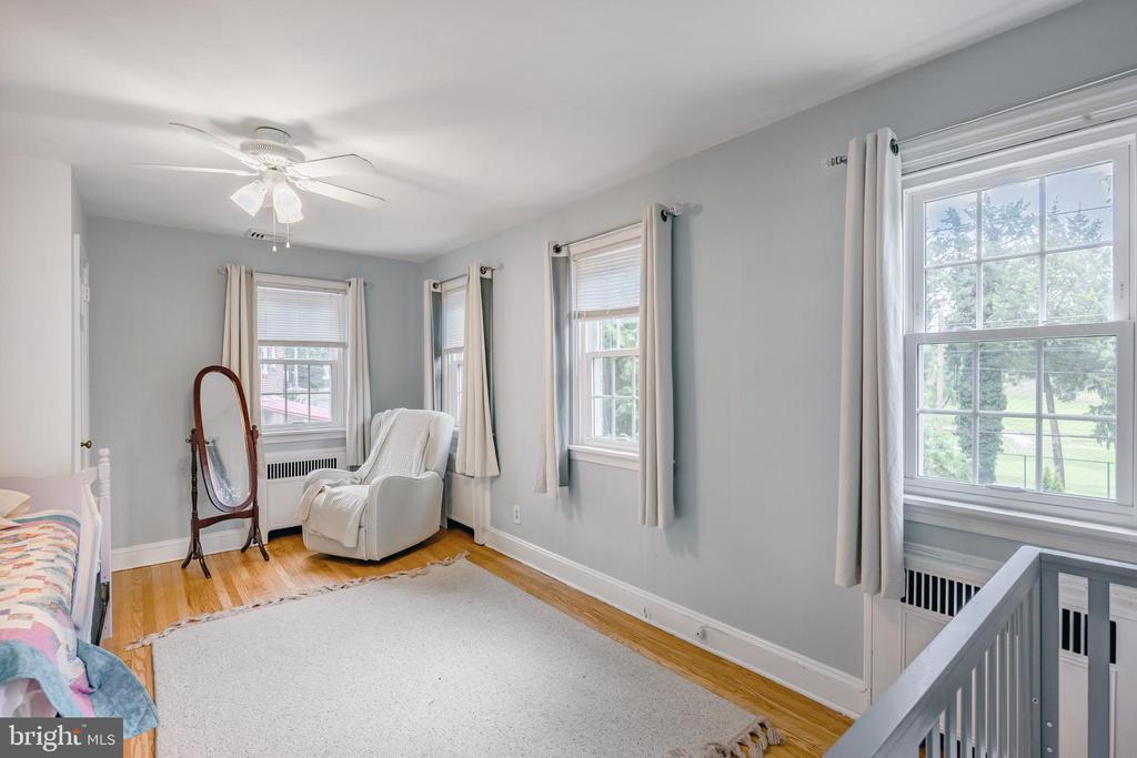 24 Myrtle Ave