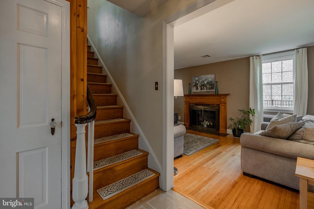 24 Myrtle Ave