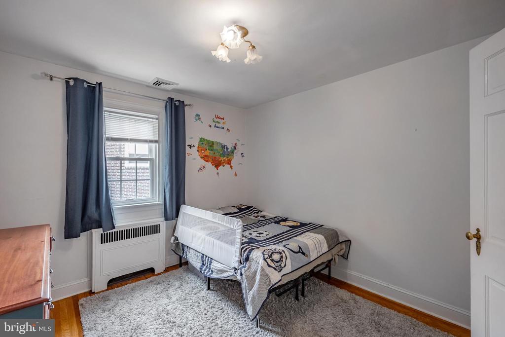 24 Myrtle Ave