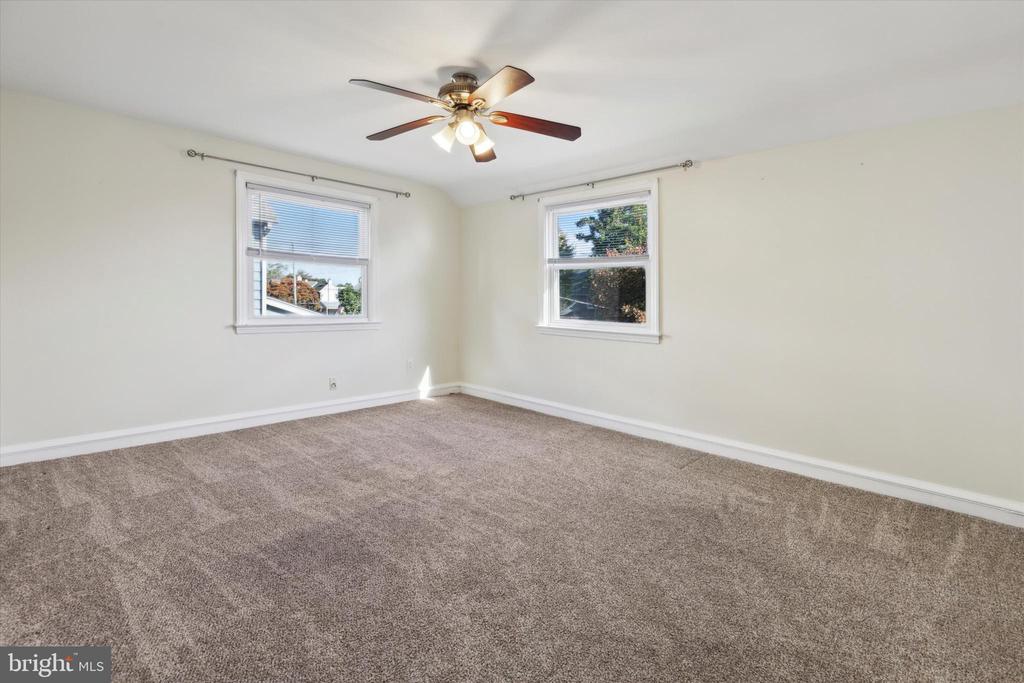 32 Upland Rd