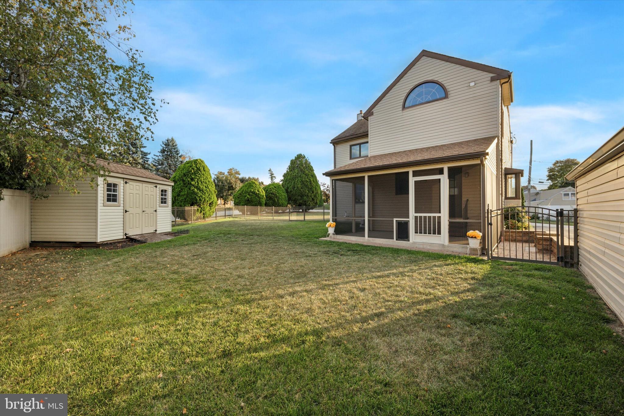 2573 Radcliffe Rd