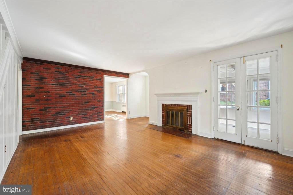 315 Lincoln Ave