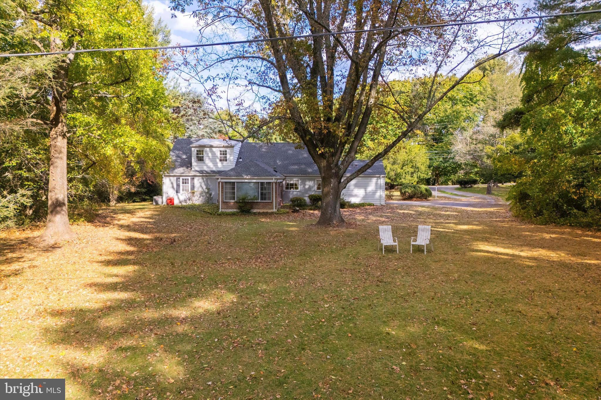 722 Sproul Rd
