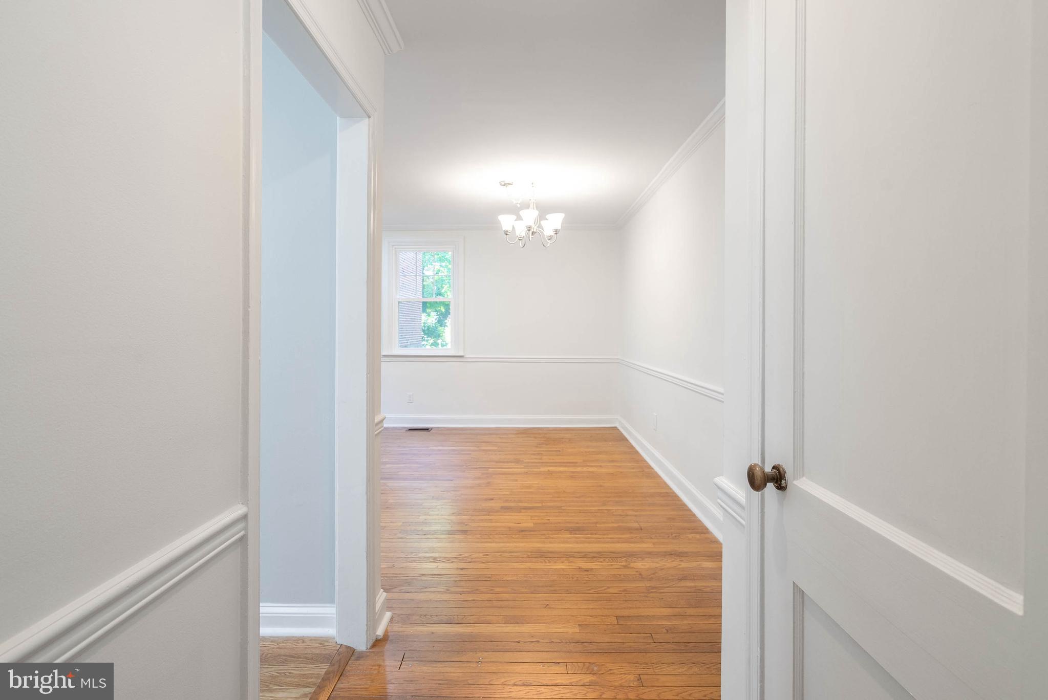 500 E Lancaster Ave #123a