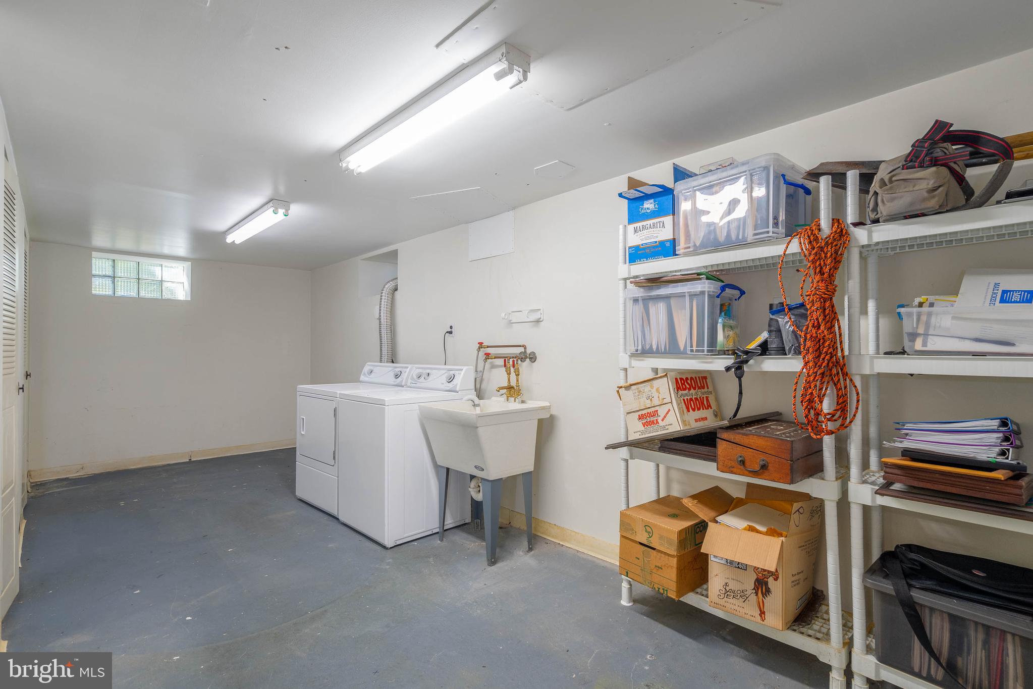 500 E Lancaster Ave #123a