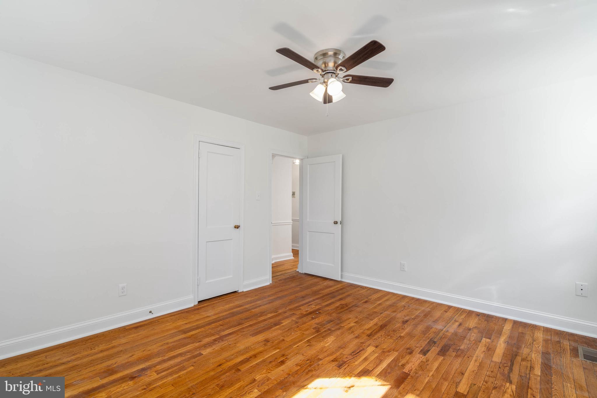 500 E Lancaster Ave #123a