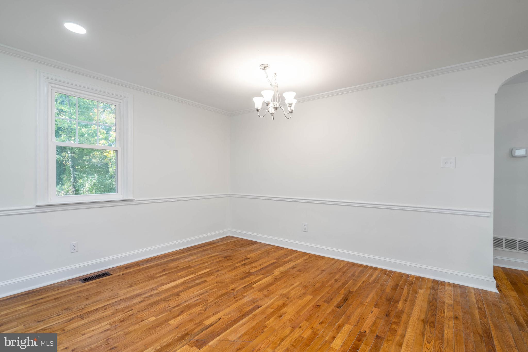 500 E Lancaster Ave #123a