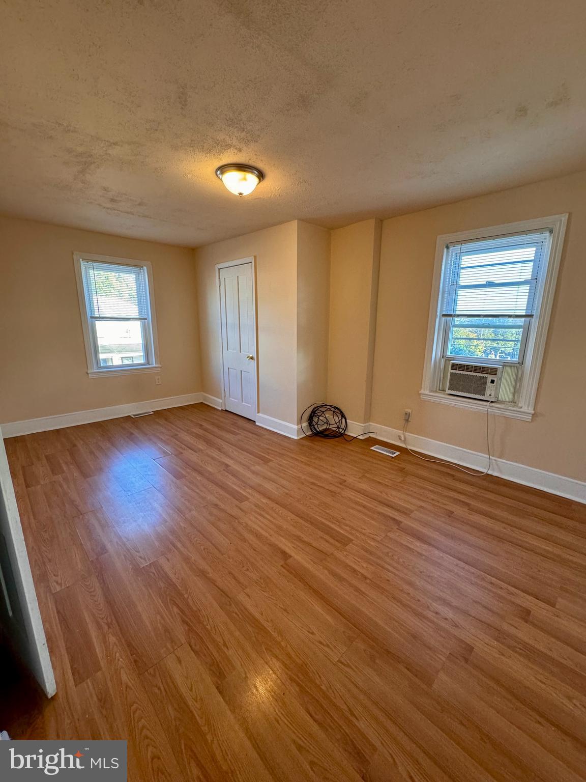 42 S SYCAMORE AVE #UNIT B