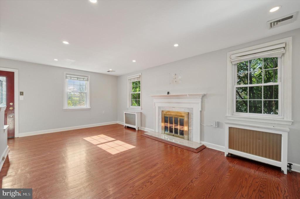1501 Darby Rd