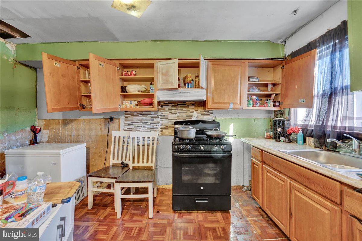 3305 Township Line Rd