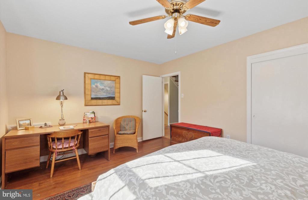 233 Sinkler Dr