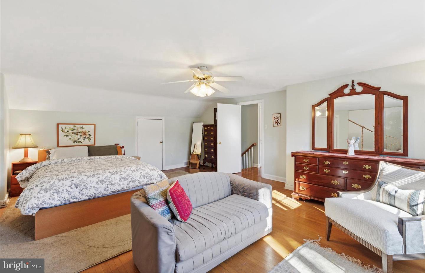 233 Sinkler Dr