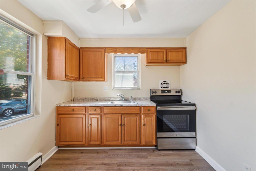 11 E PARK RD #A