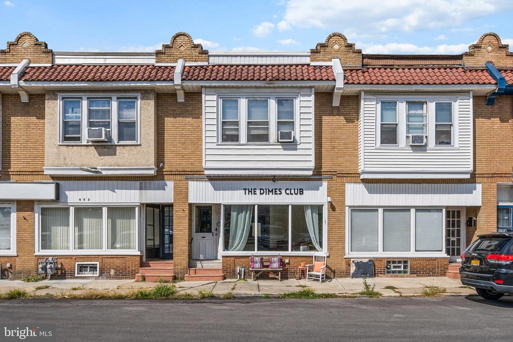 694 PONT READING ROAD