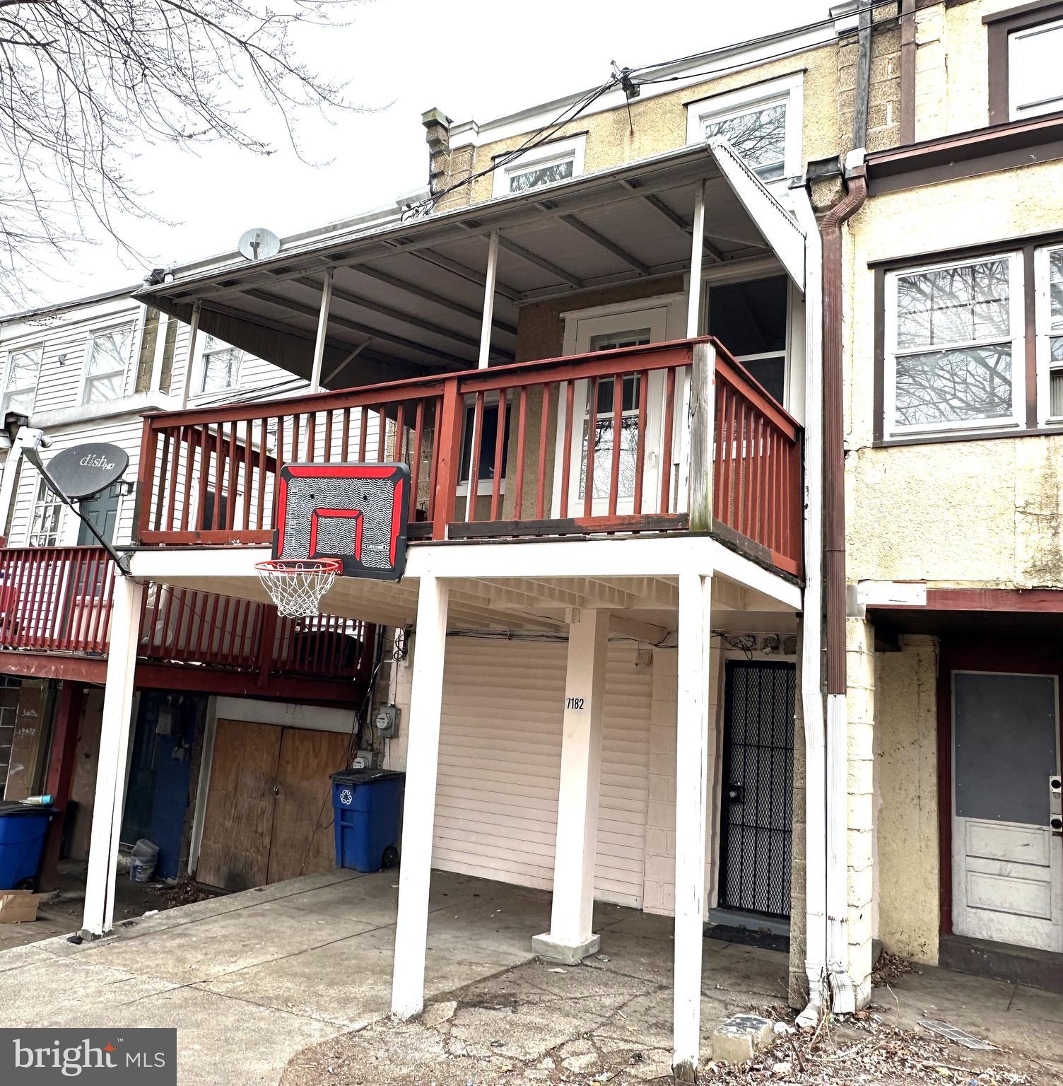 7182 Ruskin Ln