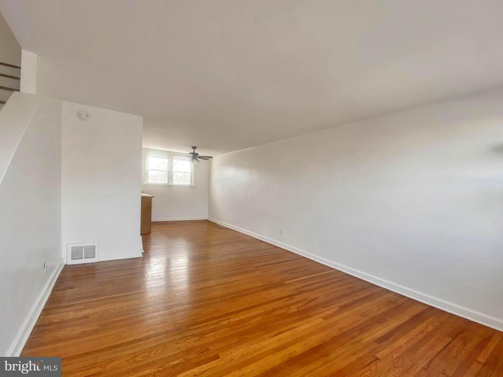 66 W Berkley Ave