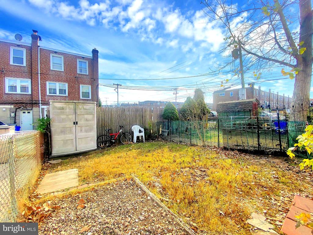 66 W Berkley Ave