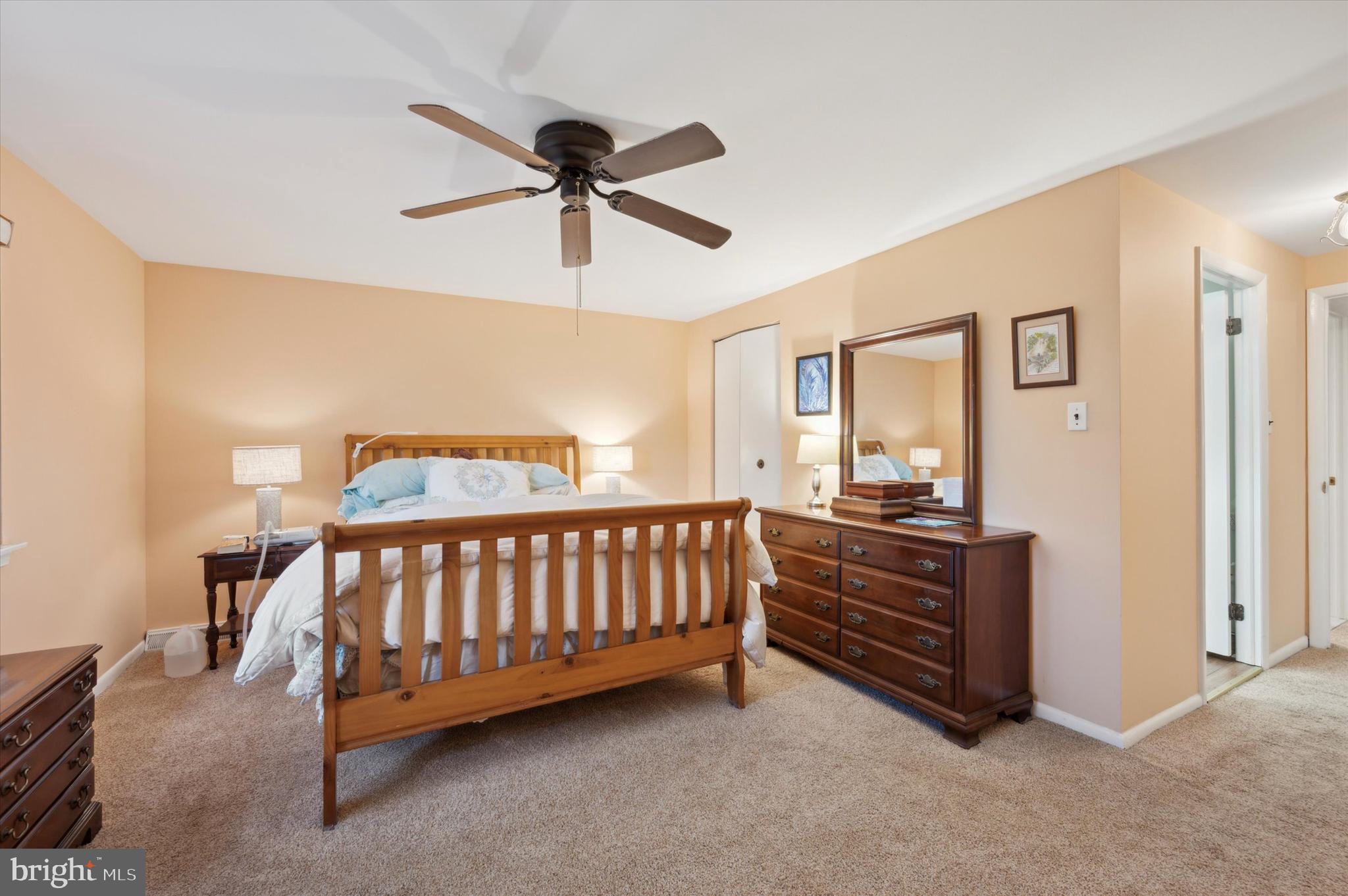 921 PUTNAM BLVD #113