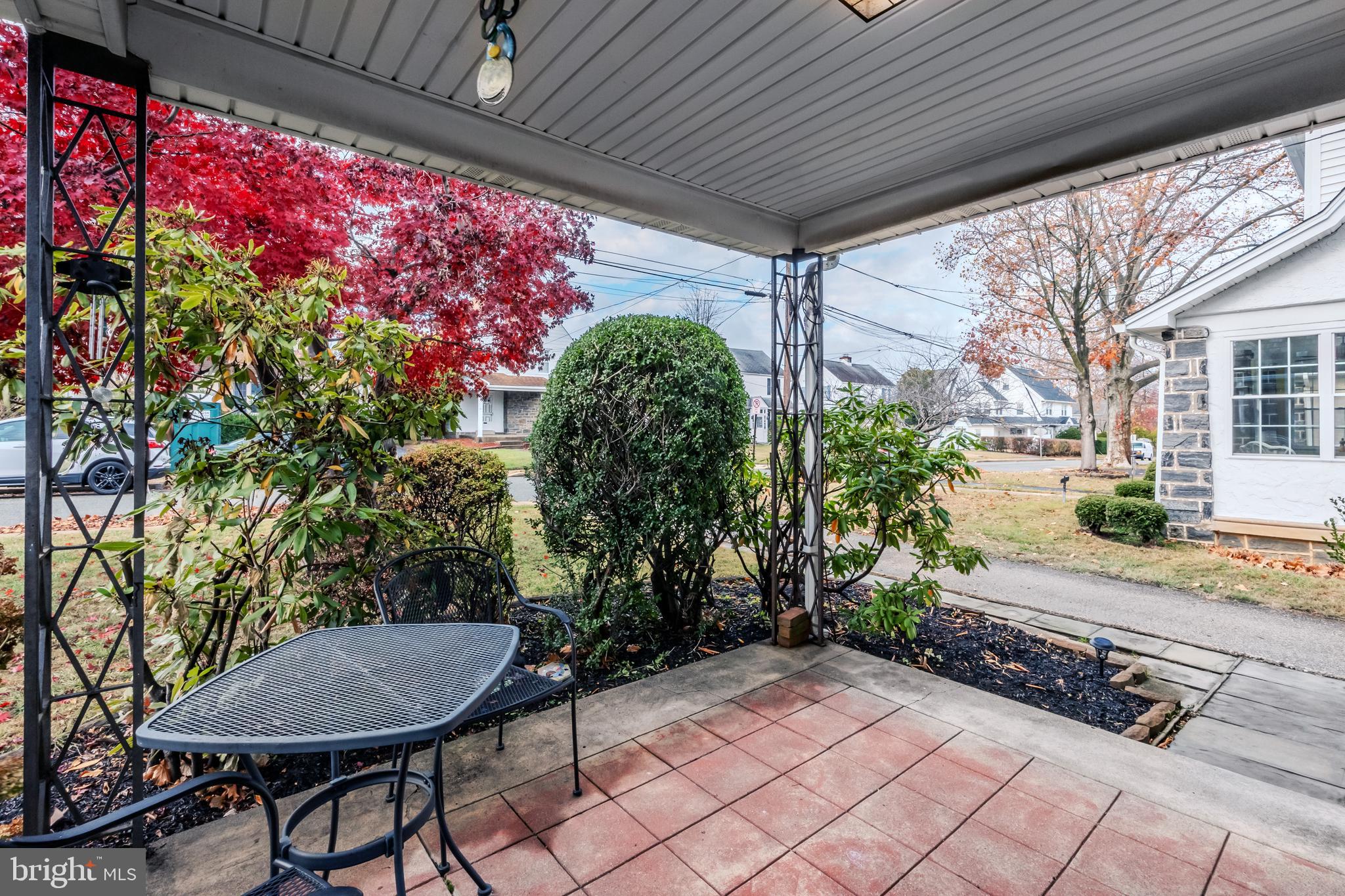 37 Sycamore Rd