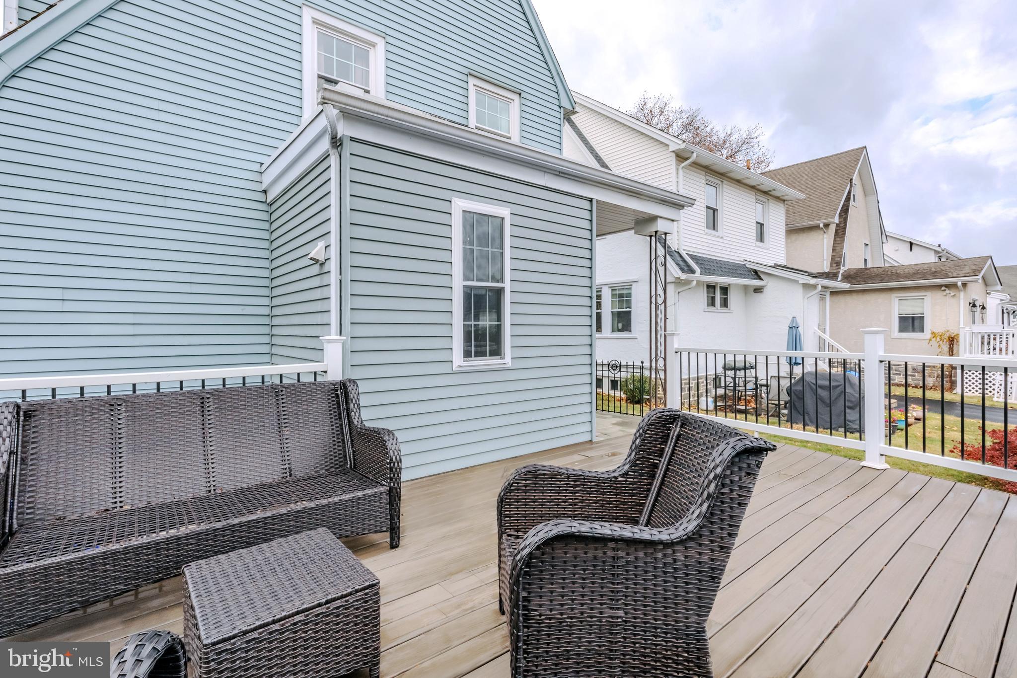 37 Sycamore Rd