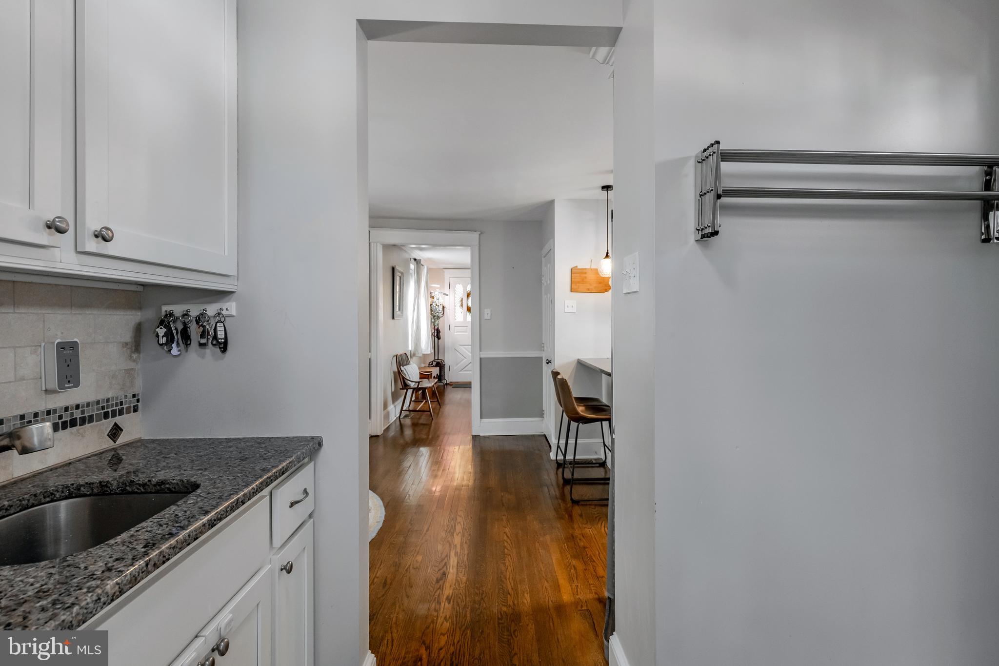 37 Sycamore Rd