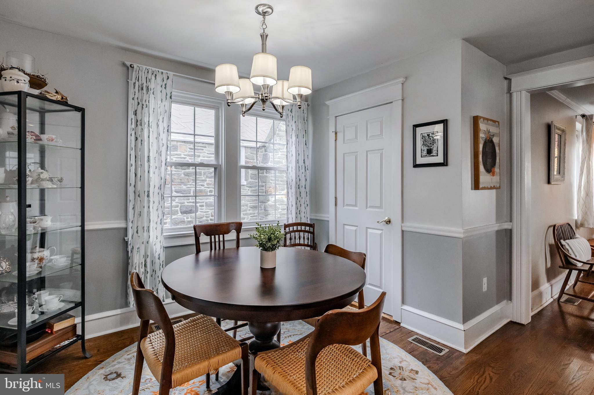 37 Sycamore Rd