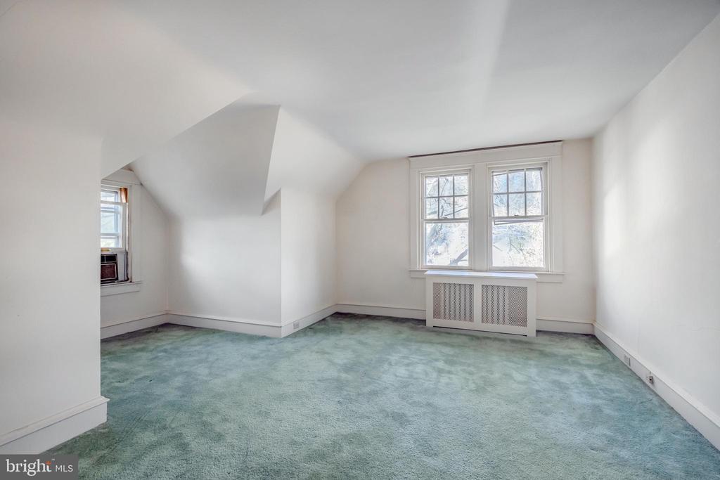 44 Haverford Rd