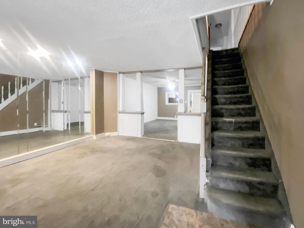 812 McDowell Ave