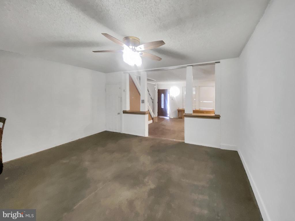 812 McDowell Ave
