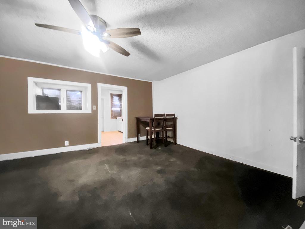 812 McDowell Ave