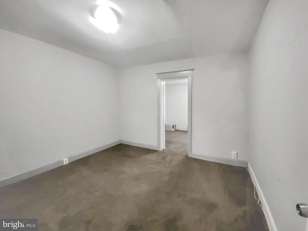 812 McDowell Ave