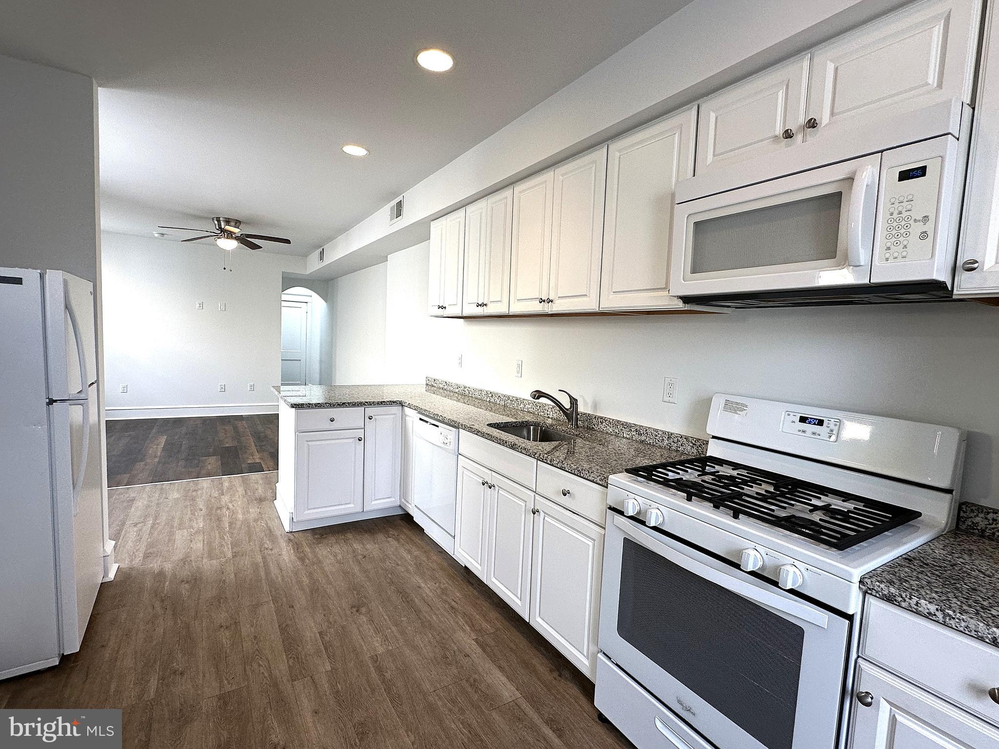 4 E EAGLE RD #2ND FL