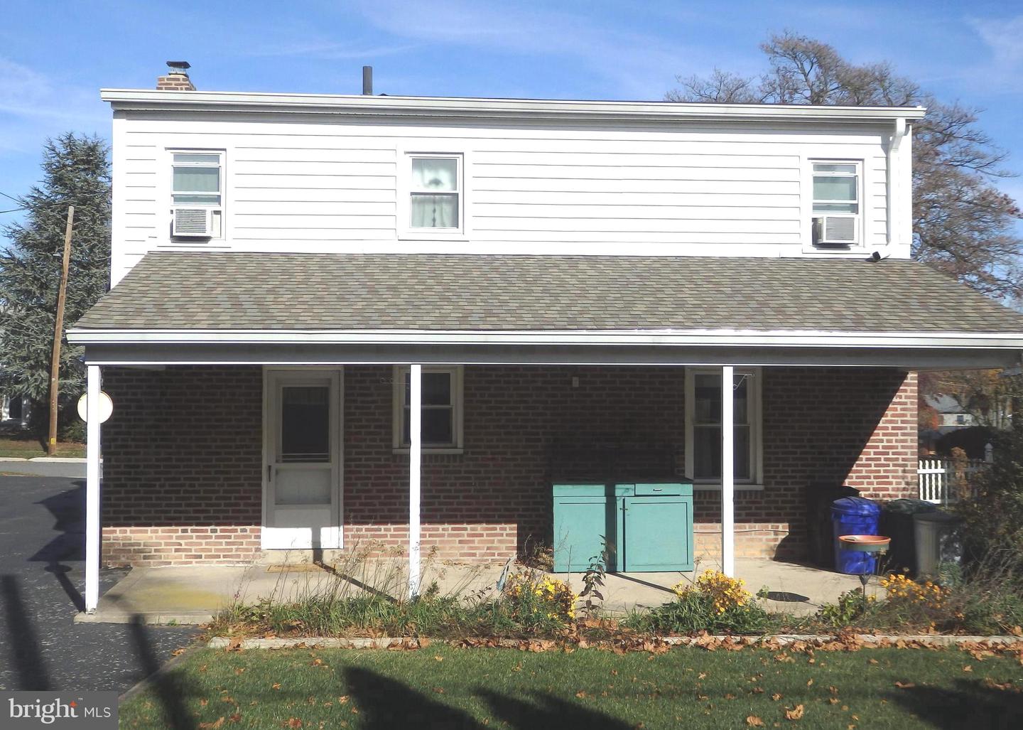 544 LAWRENCE RD