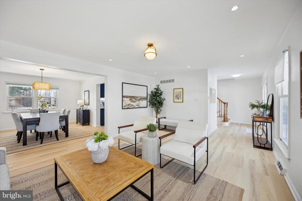 509 CAMELOT DRIVE