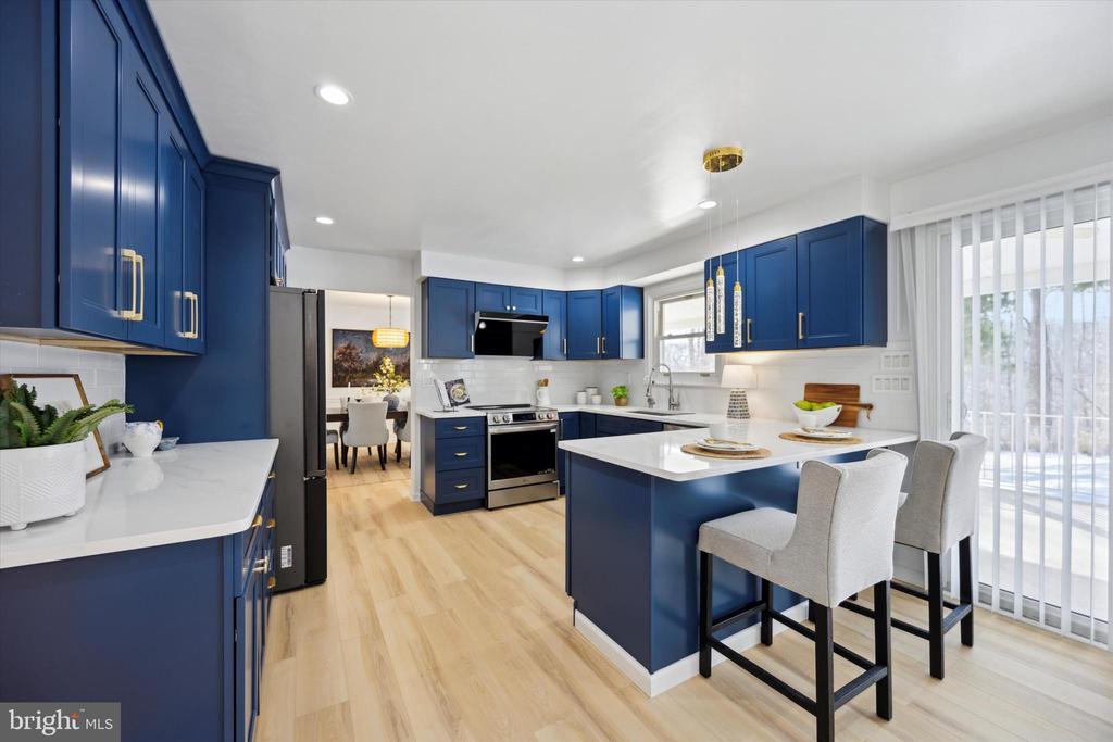 509 CAMELOT DRIVE
