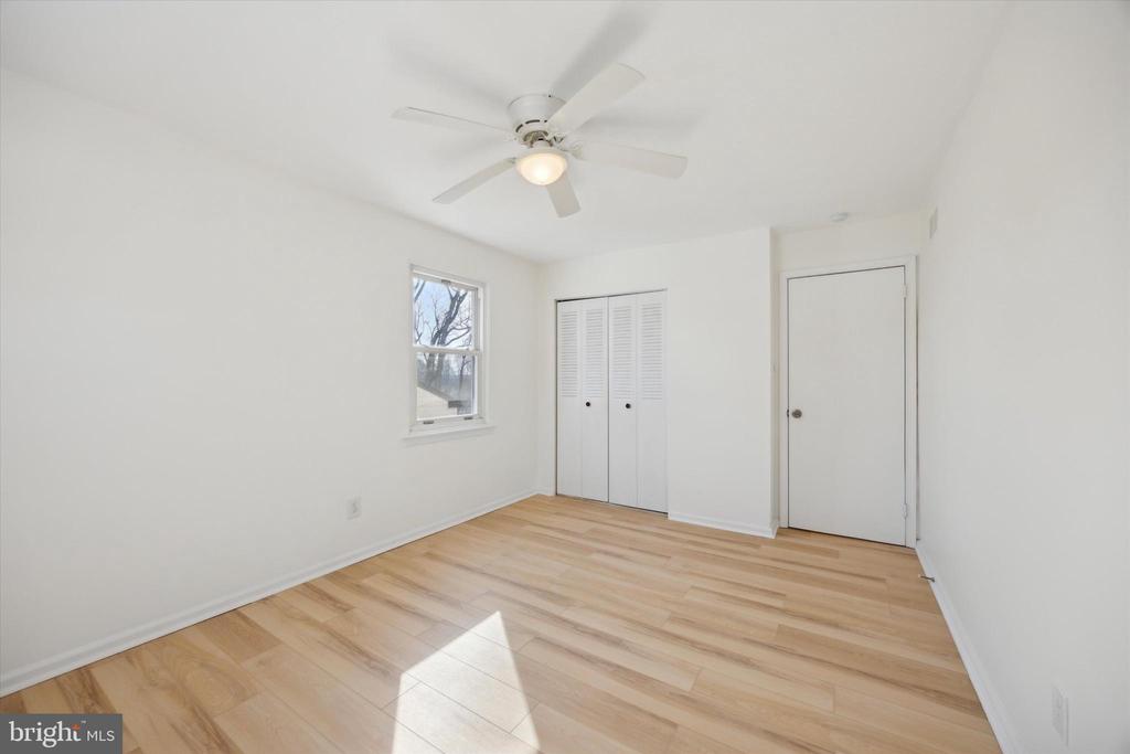 509 CAMELOT DRIVE