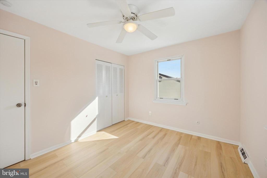 509 CAMELOT DRIVE