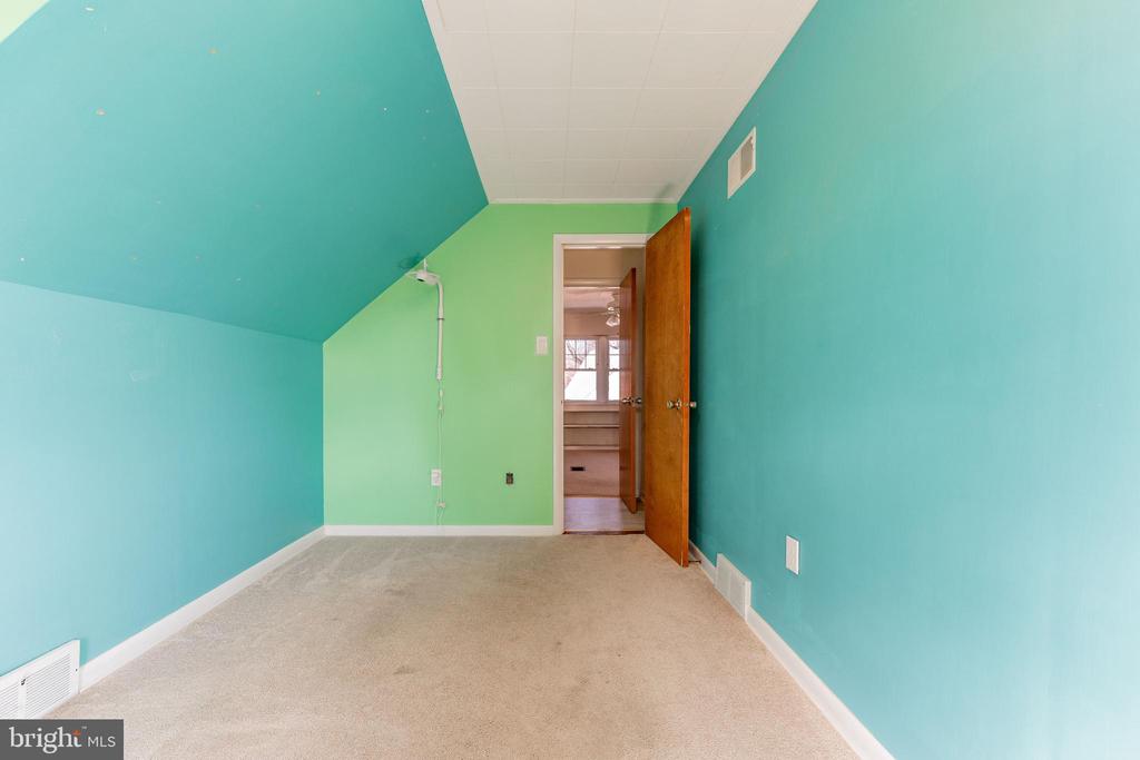 501 WEST ROAD