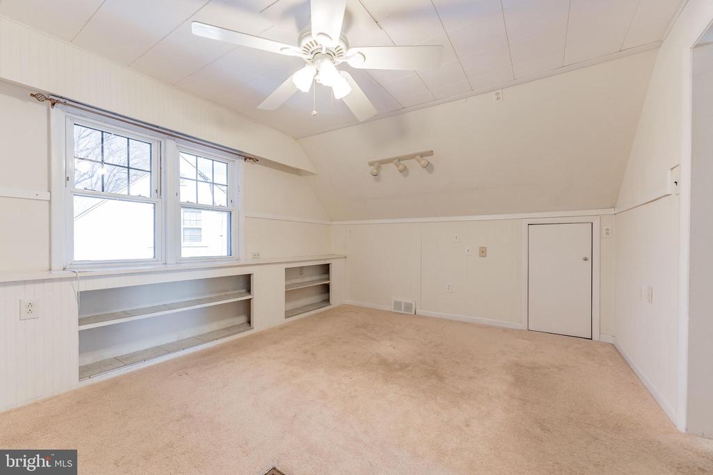 501 WEST ROAD