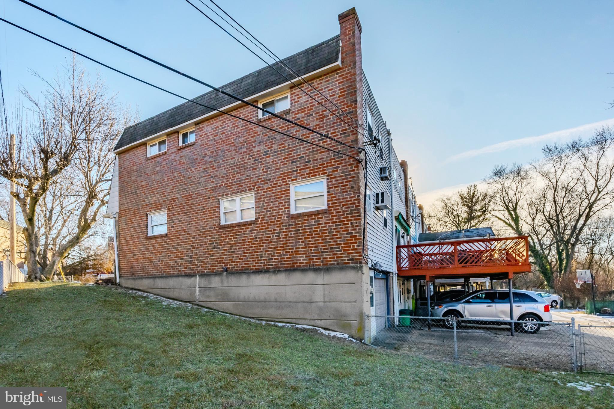 805 Windsor Cir