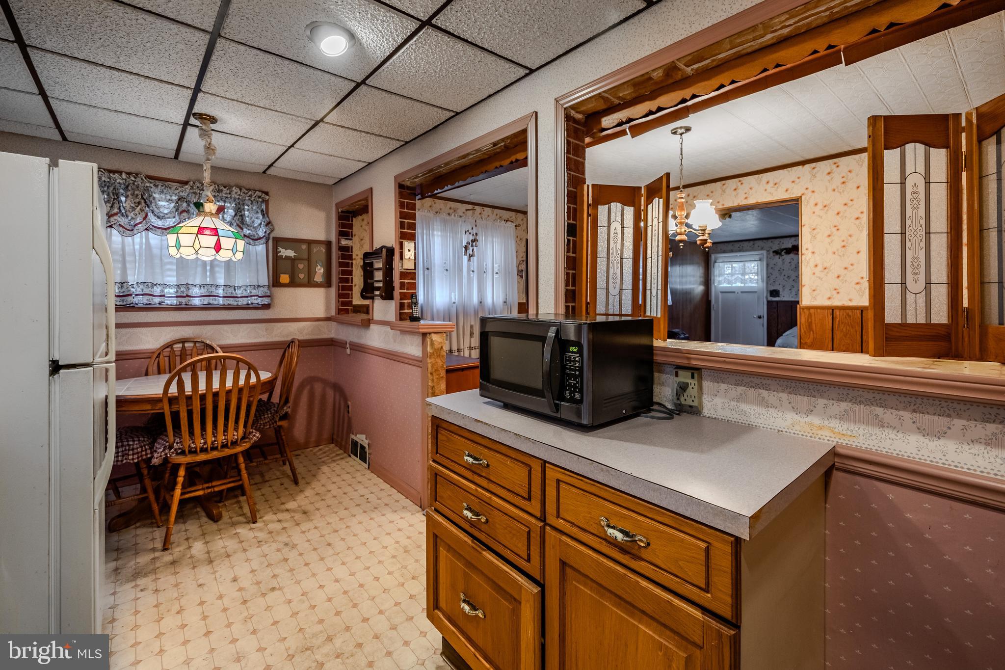 805 Windsor Cir