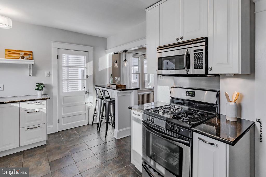 629 Georges Ln