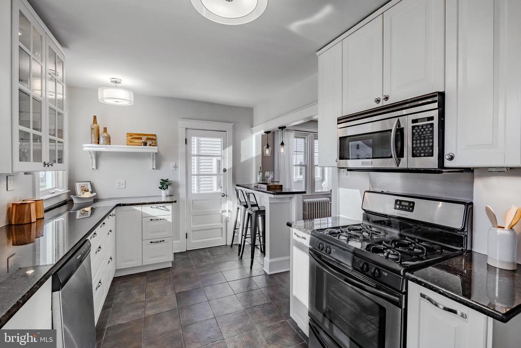 629 Georges Ln