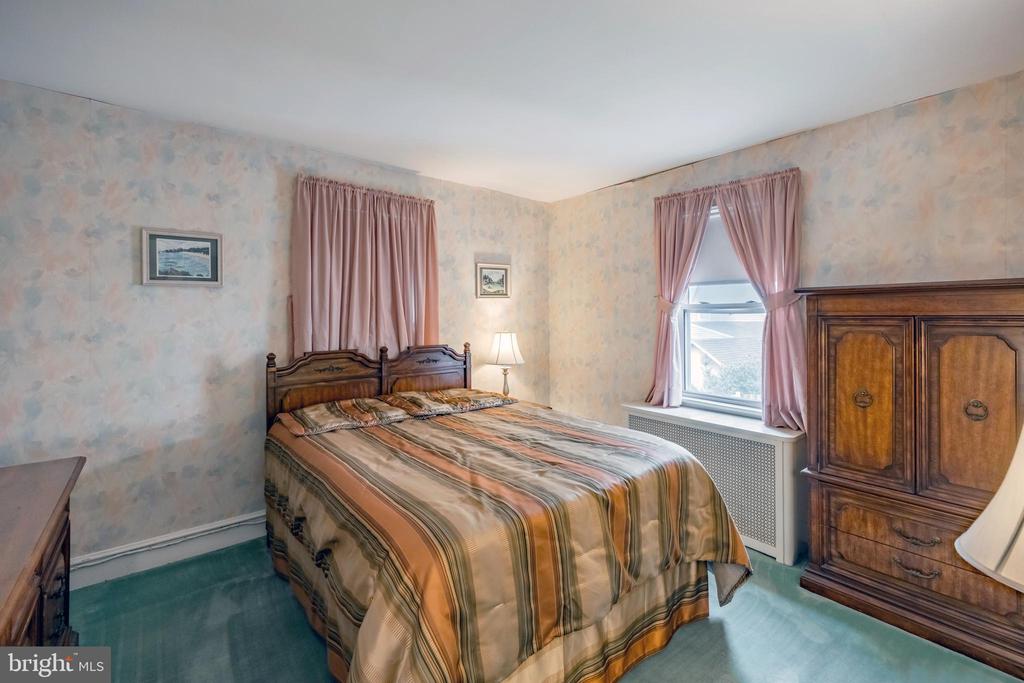 824 Mason Ave