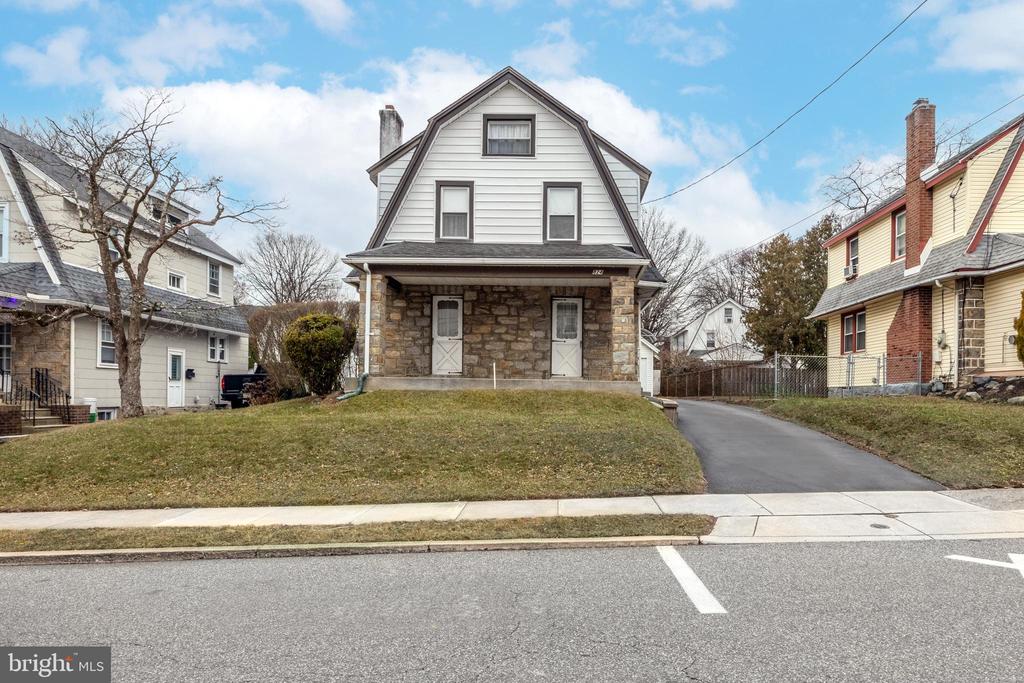824 Mason Ave