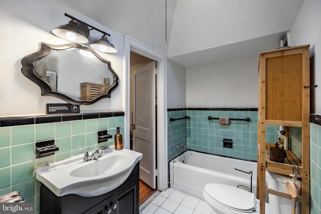 310 Richfield Rd